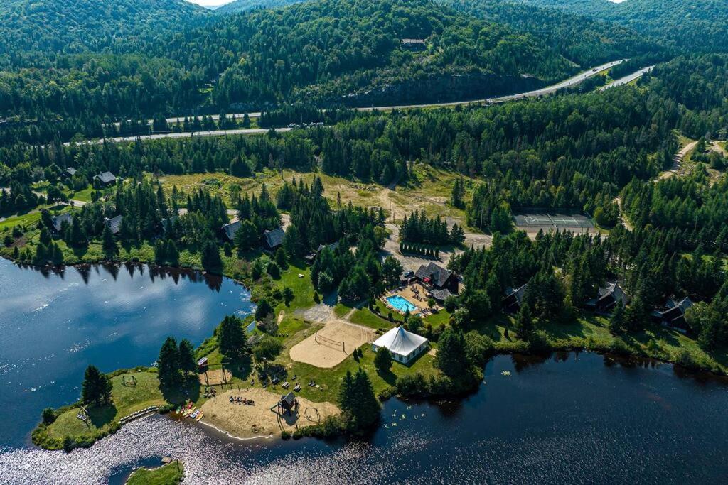 Вилла Eagle'S Nest Saint-Faustin Экстерьер фото