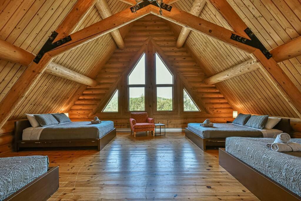Вилла Eagle'S Nest Saint-Faustin Экстерьер фото